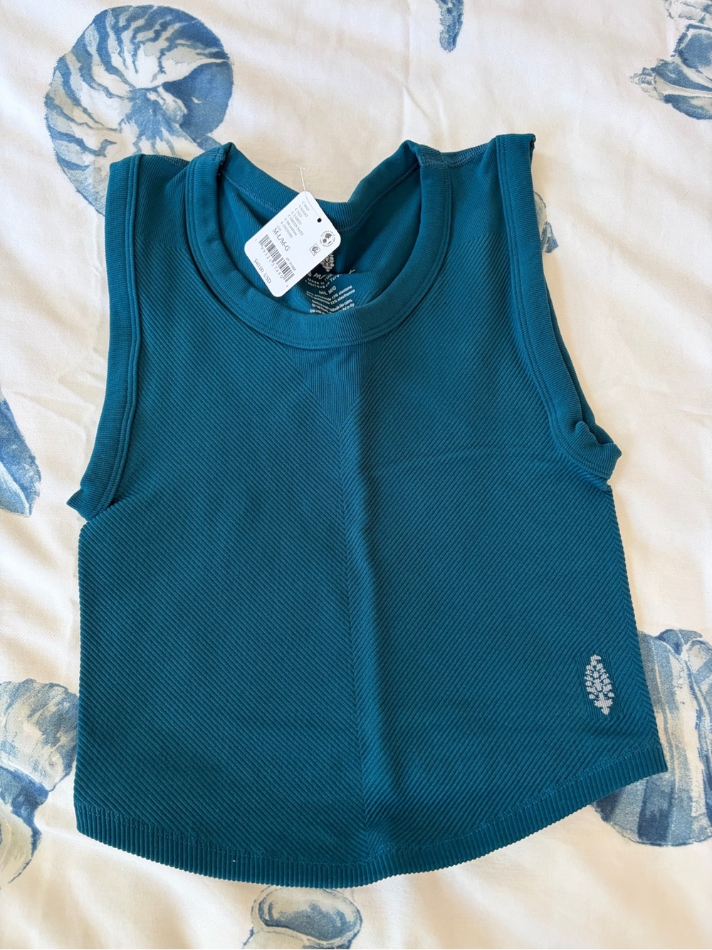 NWT Free People Movement Free Throw Muscle Tank Tahiti tank top in size M/L - Picture 1 of 2